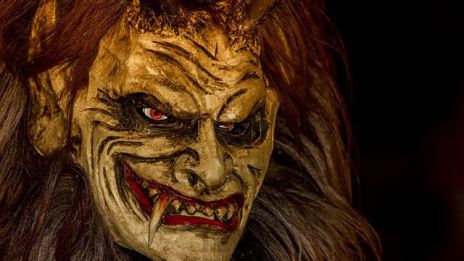 Julens monster och matyrer: Krampus och blodiga lucia