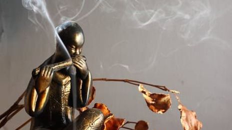 Rökelsens magiska dimma