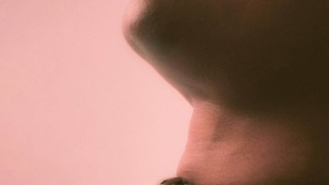 Läderhalsband och piskor