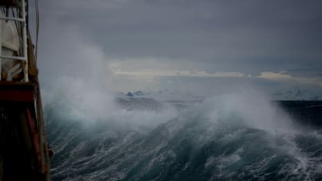 Den flygende hollender og havets gåte