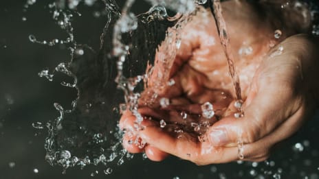 Hydroterapia hrubého čreva pod lupou