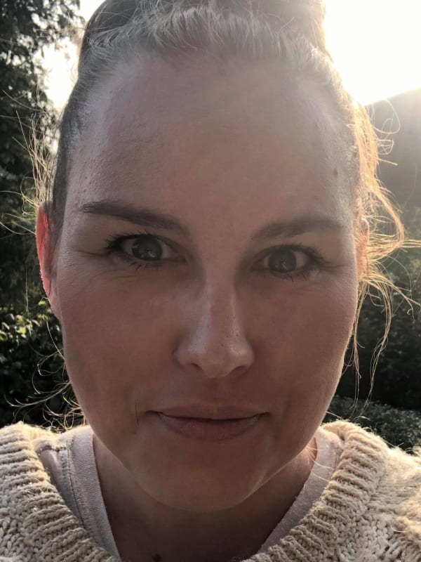 Ditte er klarsynt og kan hjelpe deg med å forstå livet når du møter utfordringer på din vei. Hun elsker å hjelpe deg med å finne svarene og innsiktene du mangler samt finne ro i situasjonene livet byr på