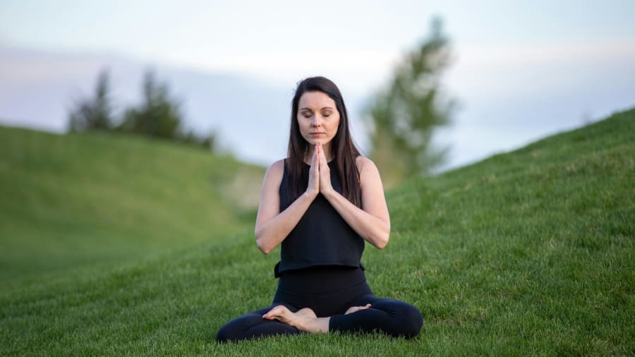 Testszkennelés meditáció, a befelé figyelés