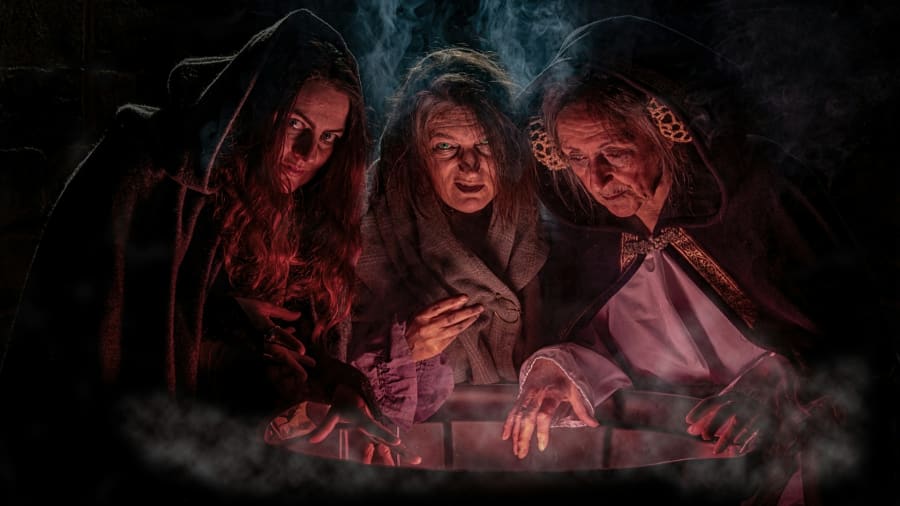 Trolldom i myt, ritual och populärkultur