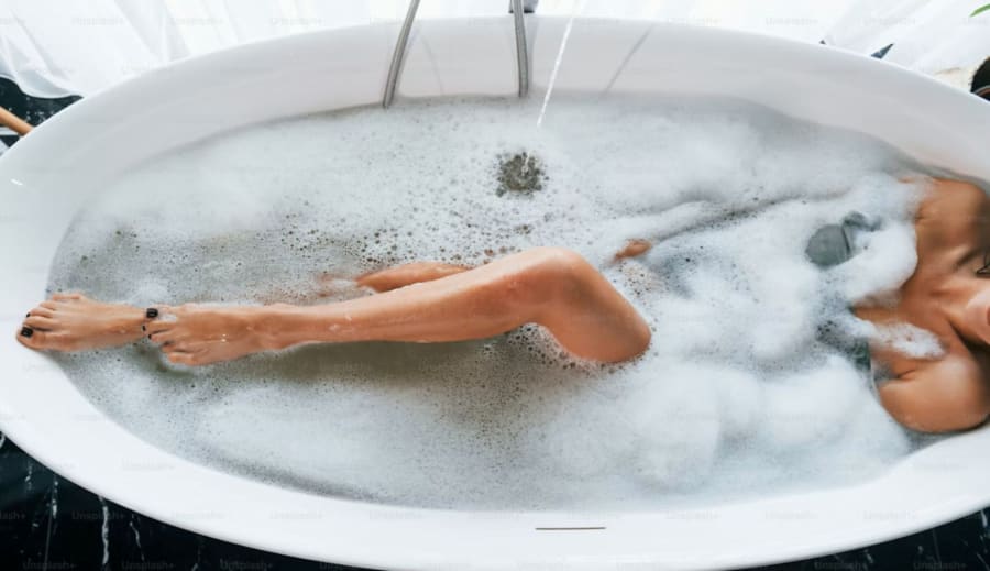 Masturbácia vo vani