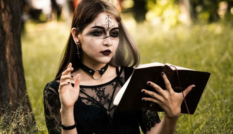 A negatív út mint spirituális fejlődés