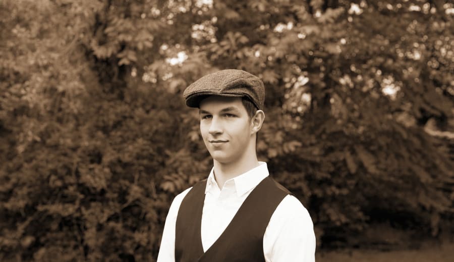 Szerelmes belém egy huszonöt évvel fiatalabb férfi, mit tegyek?