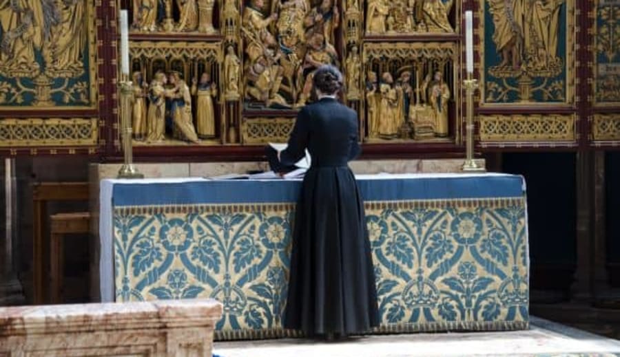 Pang på på altaret