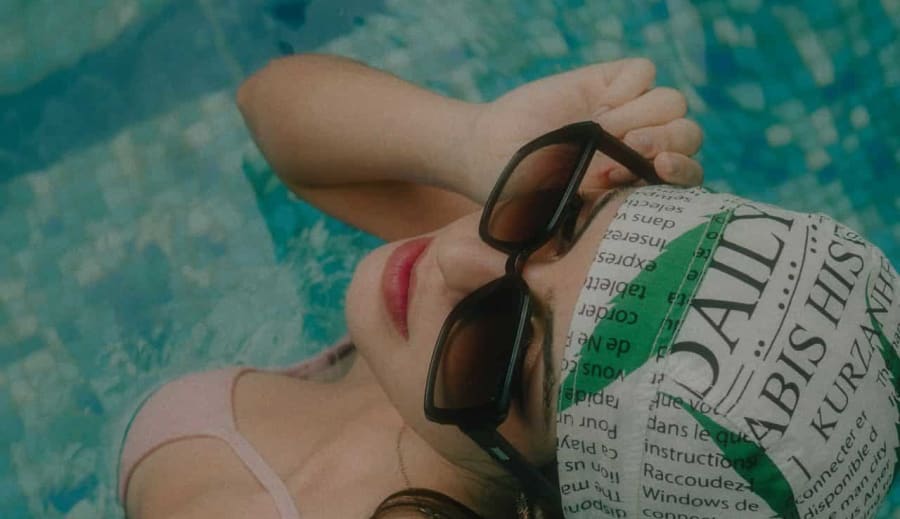 Sexigt vid bassängen