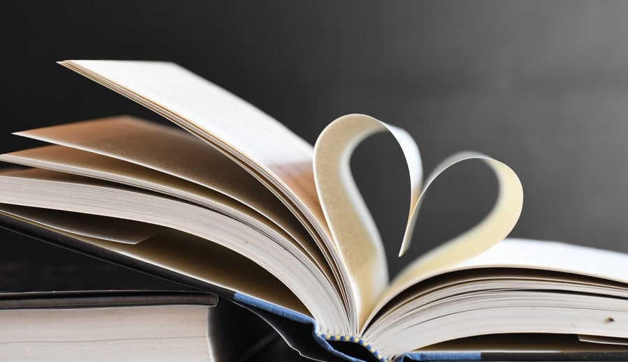 Život ženy je fascinující mozaikou mnoha různorodých rolí