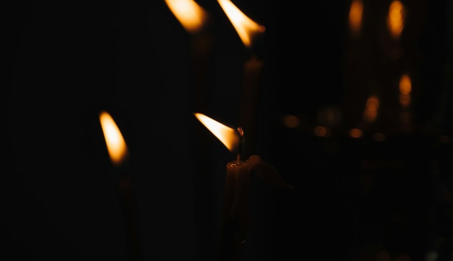 Füst jóslás szent tűzből