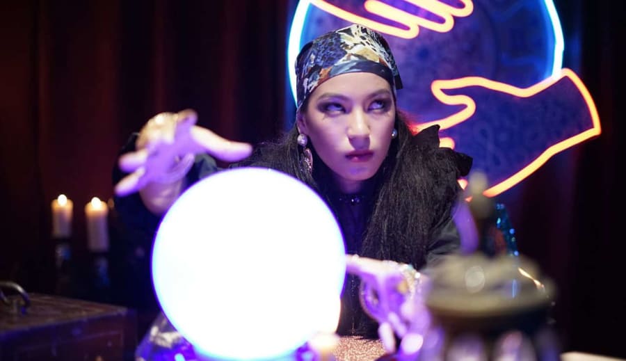 Jóslás halottaknapján