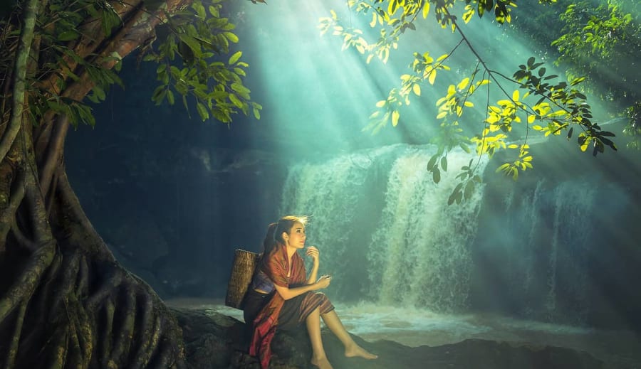 Vízesés meditáció