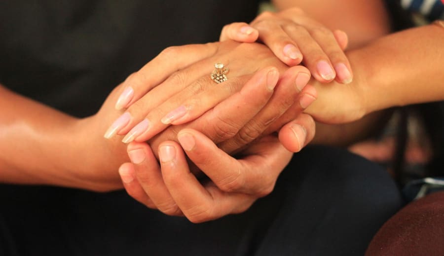 Händernas viskningar