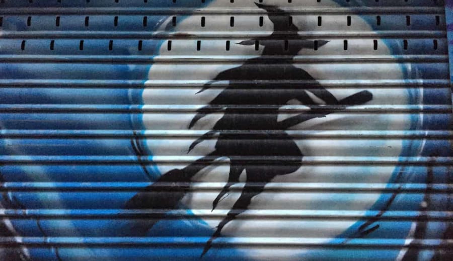 Med bilen till blåkulla