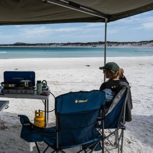 Campen mit vollgeladenen Akkus