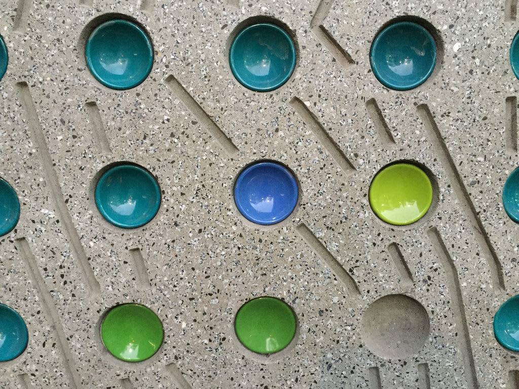 Light Strip + Balls / Red Wolf