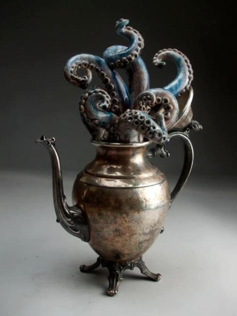 Tentacle Kettle / Grafton Pottery