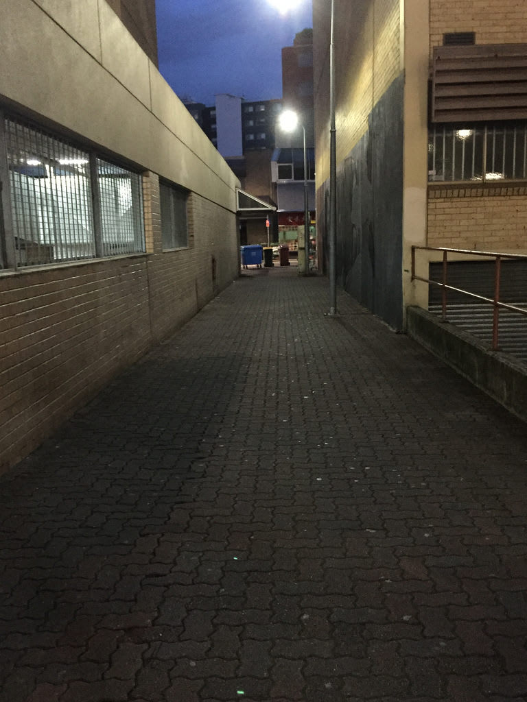 Tyre Tracks / Red Wolf