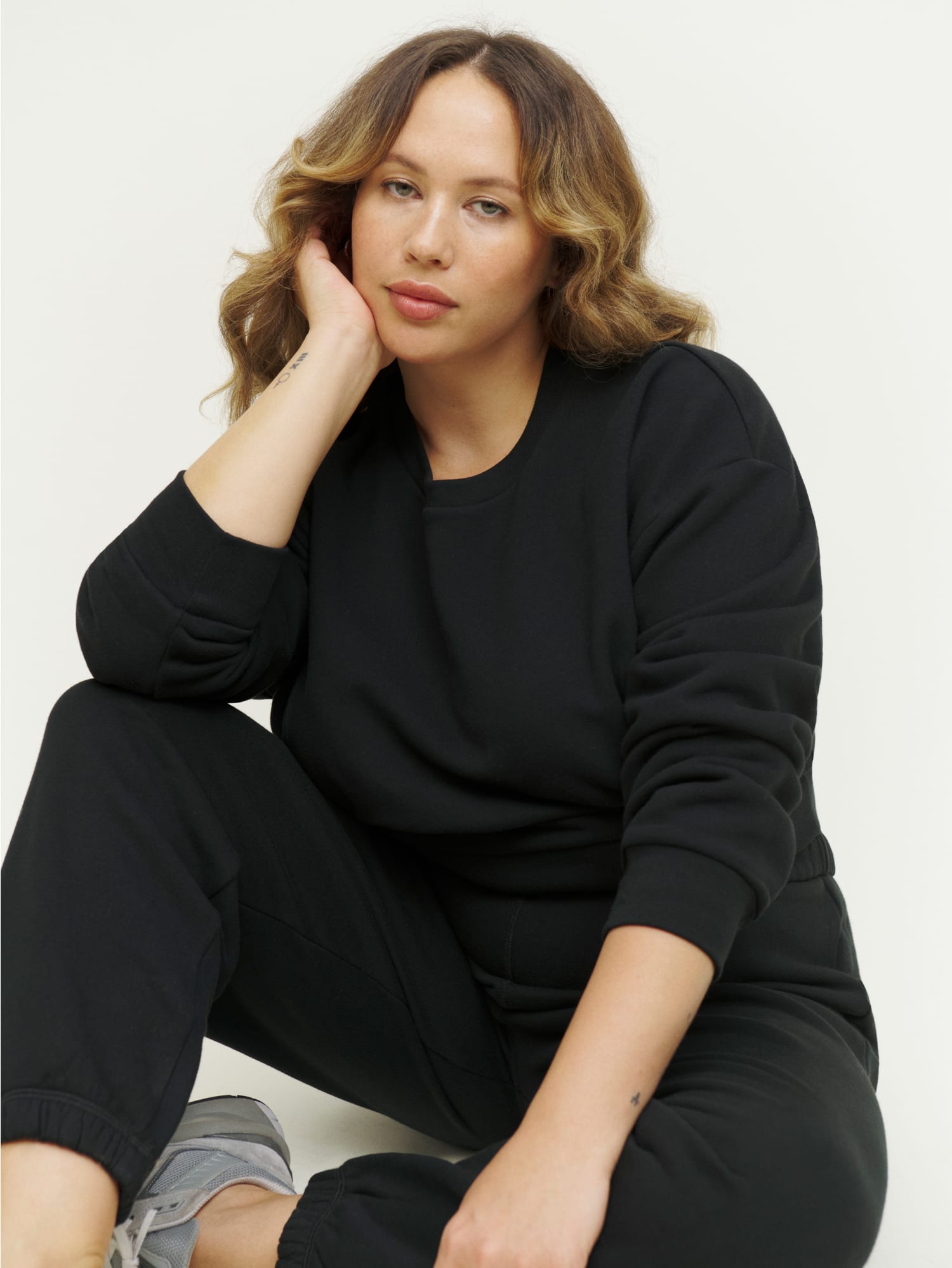 hunter sweatshirt reformation