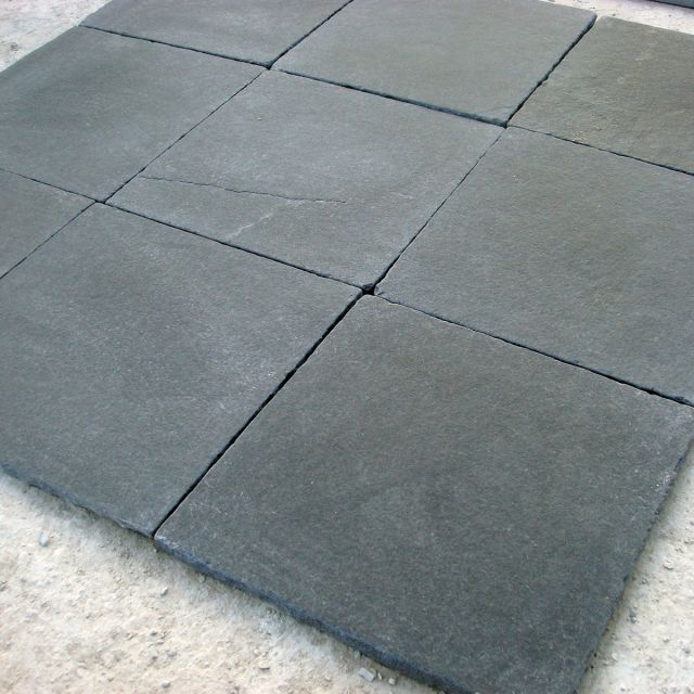 lime black tiles
