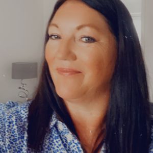 Nicola Bell