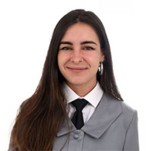 Julia Zuñiga