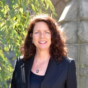  Elizabeth Conlin