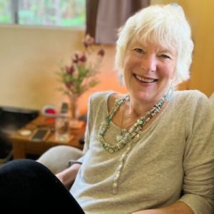 Cindy Hartman
