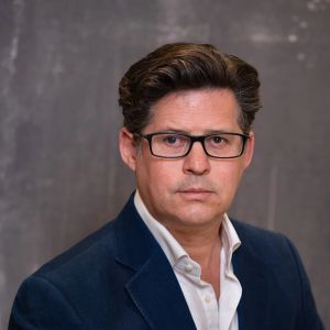 Dr. Leon van Huyssteen