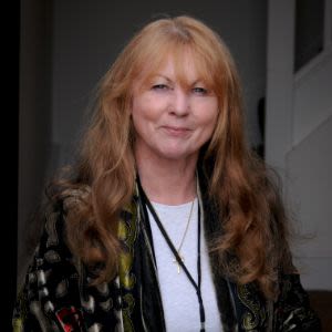Linda Stevens