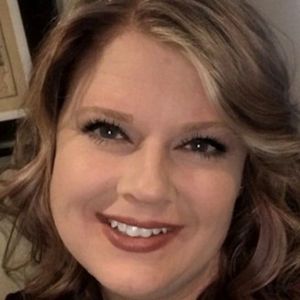 Lindsay Russell