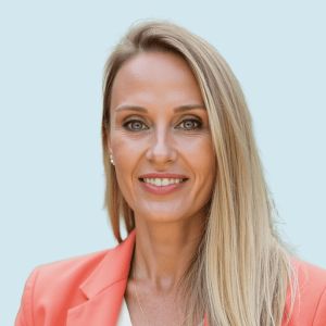 Staci Jarnis