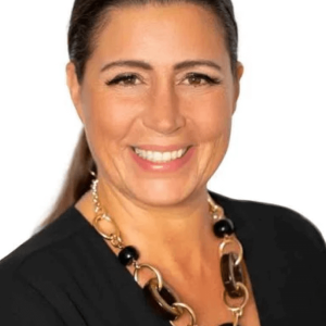 Pamela Egan