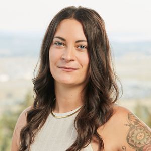 Laura Thomlinson