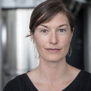 Sarah Holmes de Castro