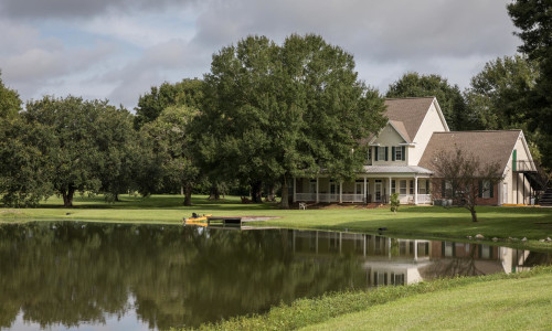 Whispering Oaks Lodge facility photo 5