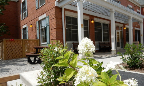 National Capital Treatment & Recovery - Phoenix Men's House facility photo 5