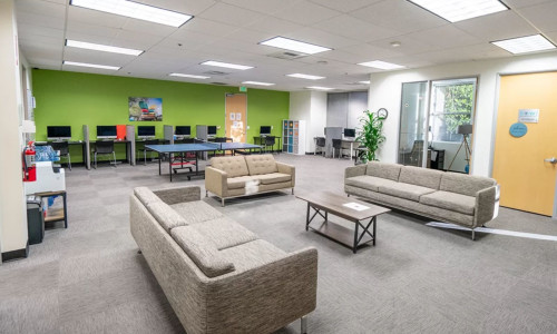 ROWI Teen Mental Health - Valencia facility photo 2