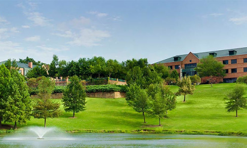 Laureate Psychiatric Clinic and Hospital facility photo 4