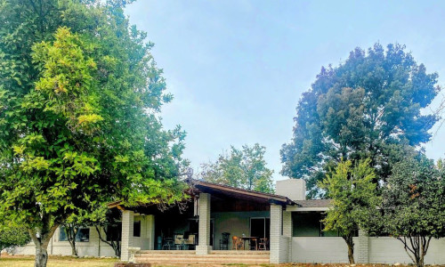 Progress House Mens Facility facility photo 2