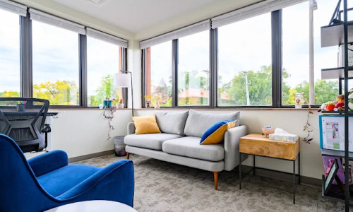 LynLake Centers for WellBeing - Highland Park facility photo 4