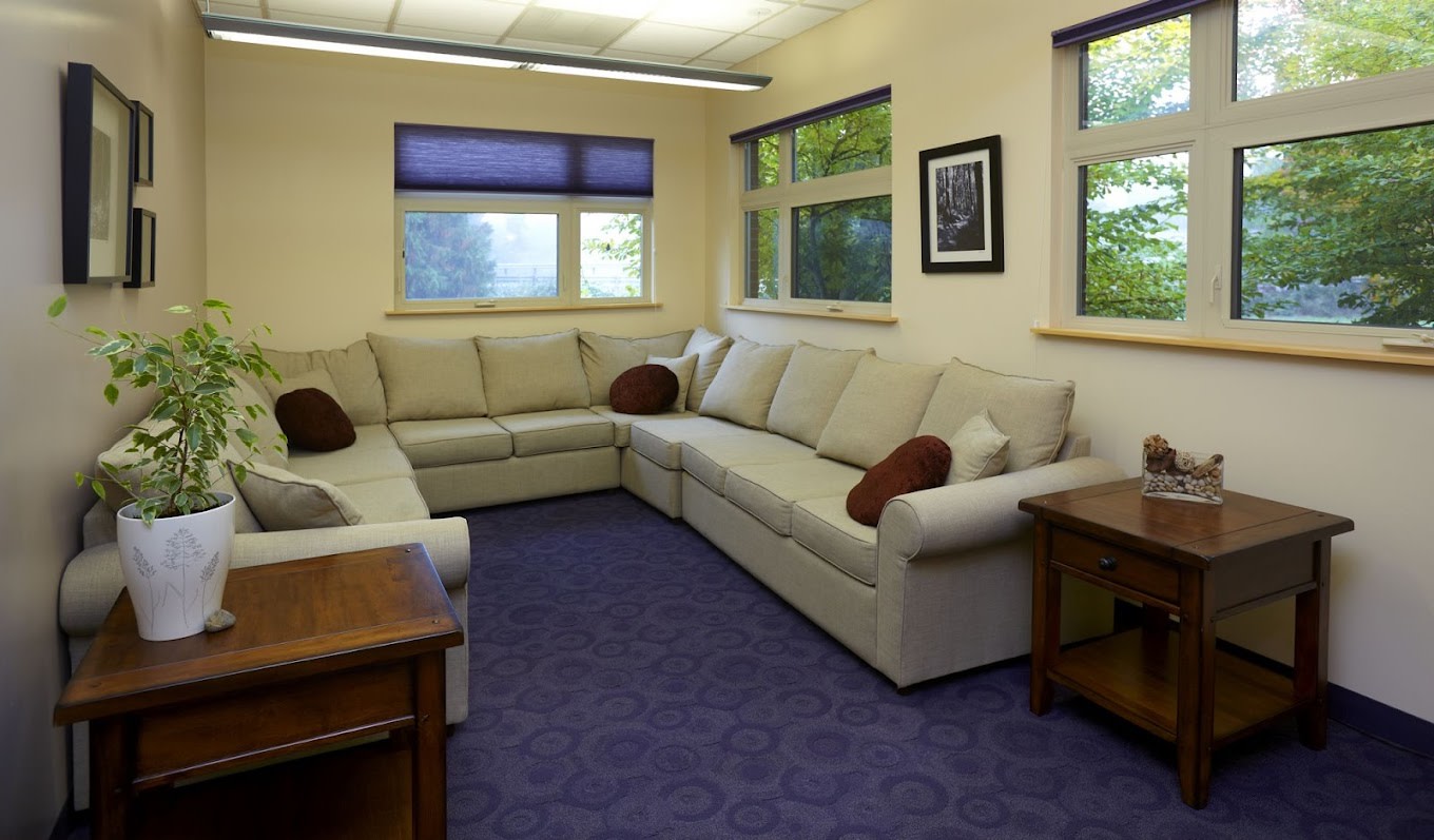 Monte Nido Eugene Eating Disorder Day Treatment facility photo 4