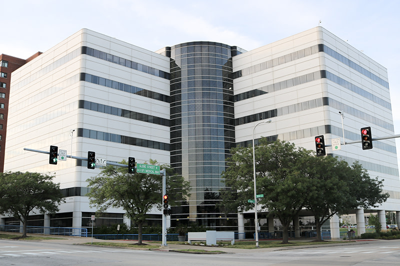 Carle Health Psychiatry Methodist Atrium facility photo 4