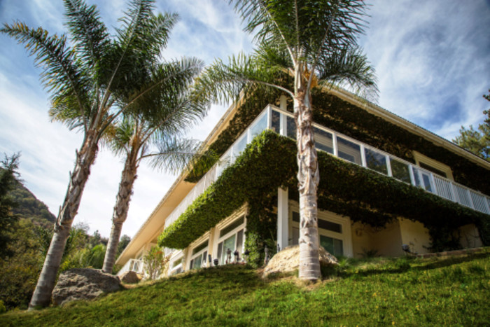 Residential Premium Main Image