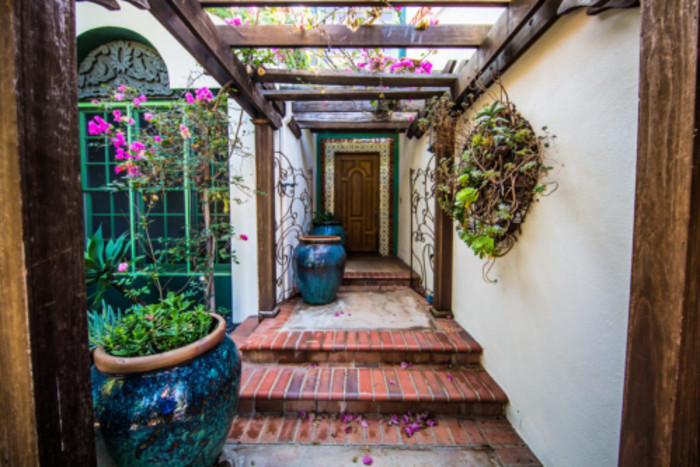 Residential Premium Image