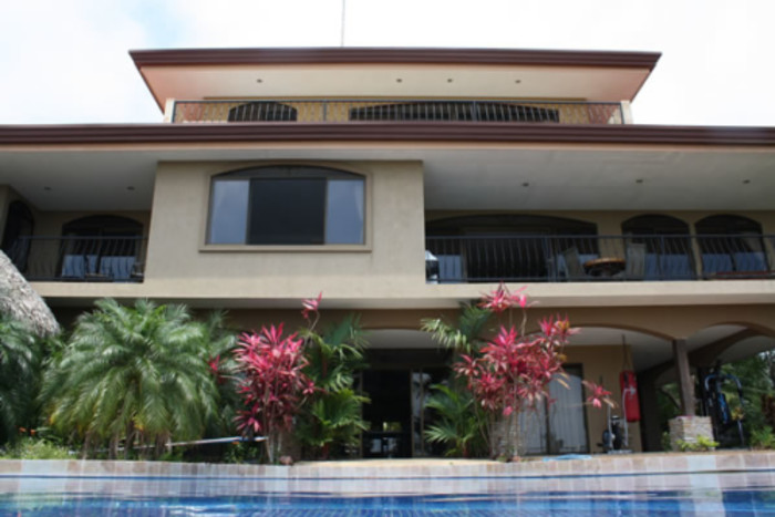 Residential Premium Main Image