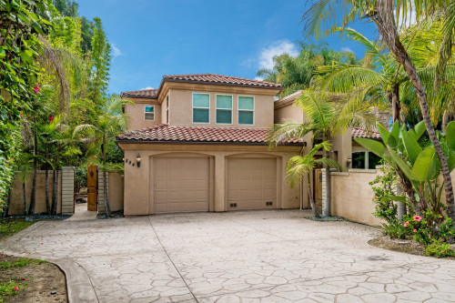 Residential Premium Image