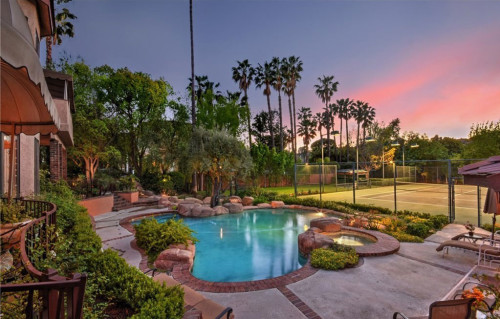 Residential Premium Main Image