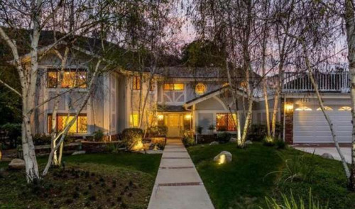Residential Premium Image